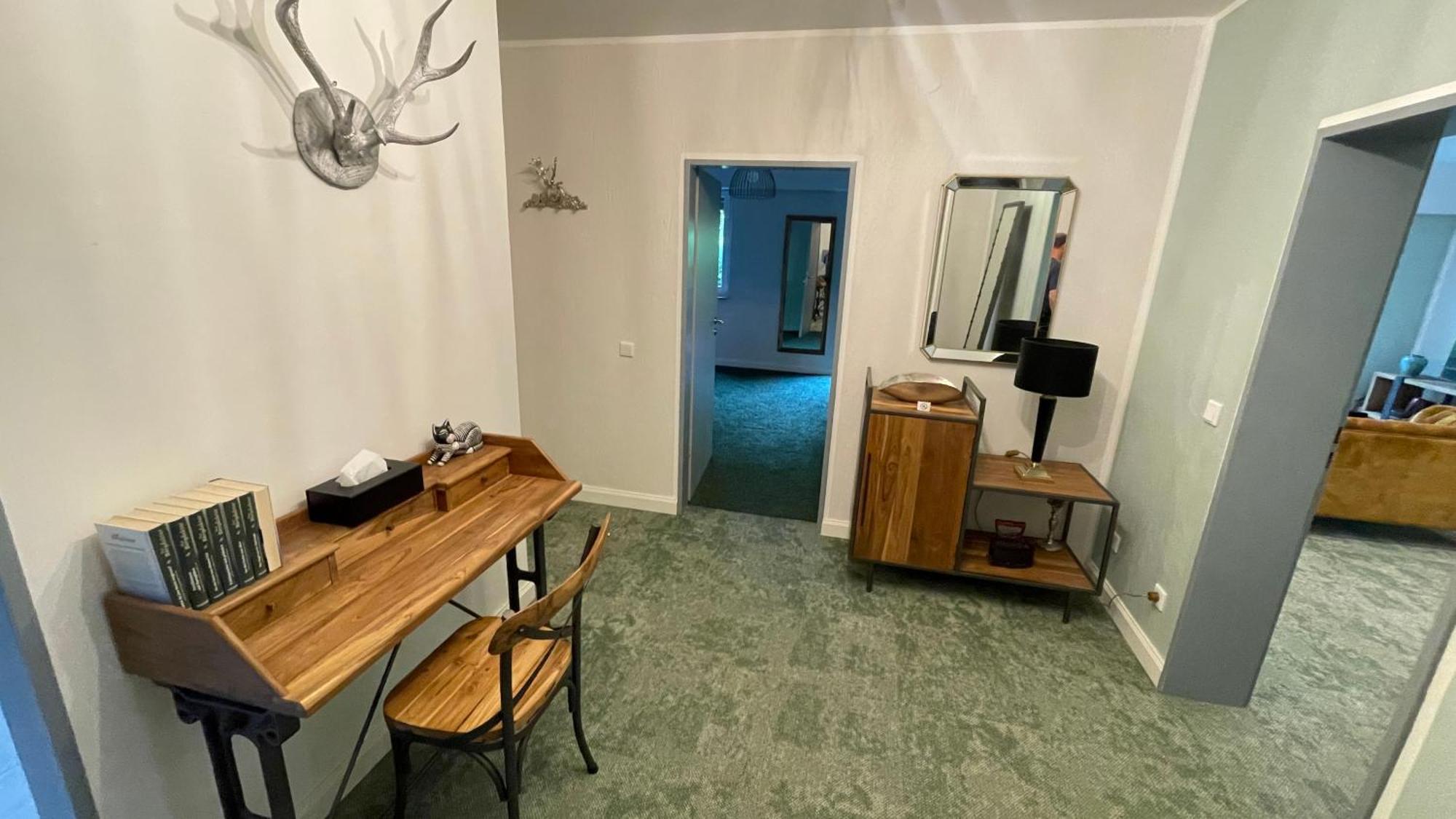 Besotel Erkrath- Schicke Fewo Oder Apartments Zentral Naehe Bahnhof Und Autobahn Im Neandertal Mit Glasfaser Wlan Und Freies Parken Exteriör bild